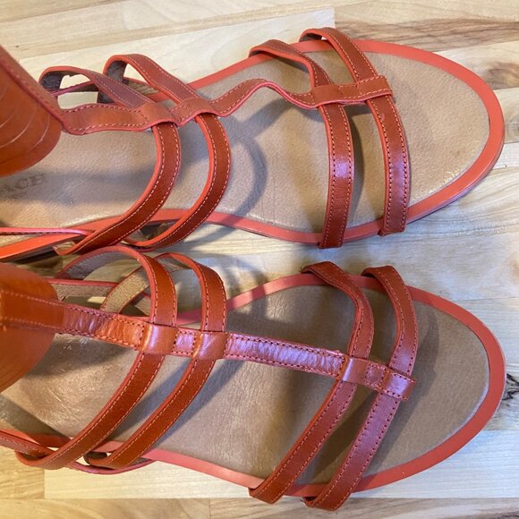 Coach Nillie Gladiator Sandals Size 39 In Burnt Orange Leather With Back Zipper - Picture 15 of 16